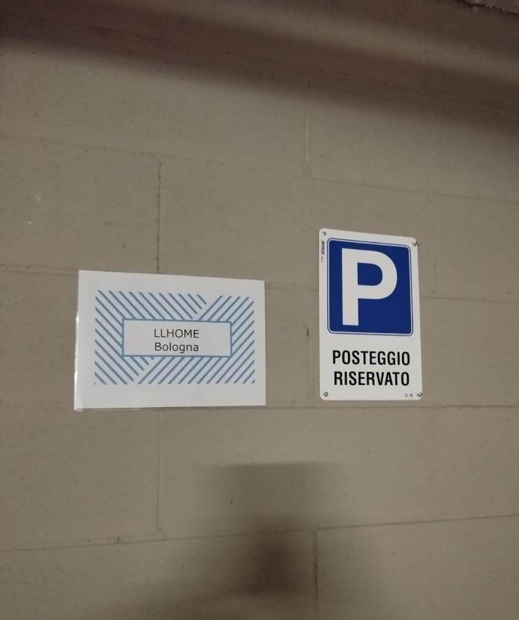 Llhome Bologna Elegante Monolocale Ristrutturato Con Posto Auto Coperto Exterior foto